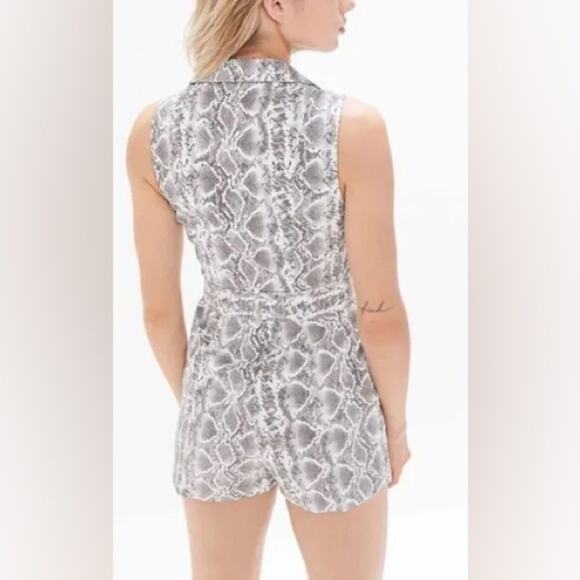 Urban Outfitters Snakeskin Faux Leather Romper Size Small - Picture 2 of 8